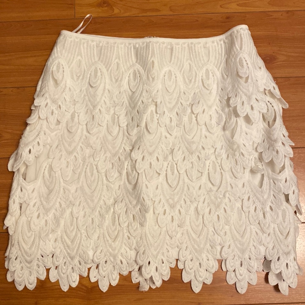 Guipure Lace mini skirt